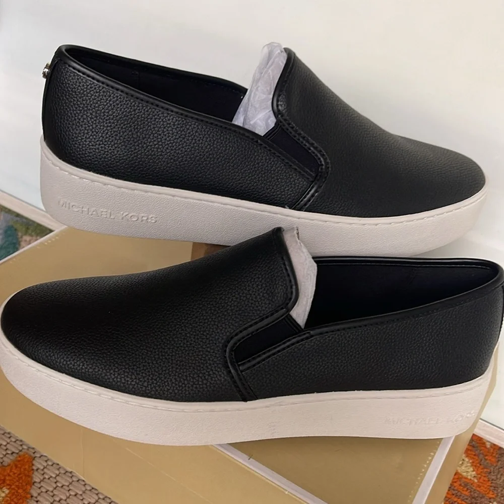 Michael Kors TEDDI SLIP ON TUMBLED FAUX LTHR 49T2TEFP1L Black Platform Sneakers